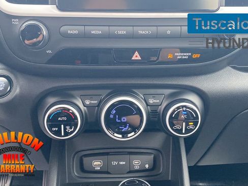 New 2026 Hyundai Venue SEL image 22