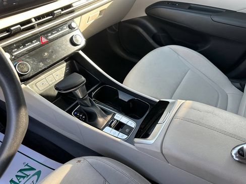 Used 2025 Hyundai Tucson SEL FWD image 19