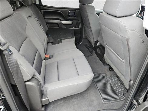 Used 2018 Chevrolet Silverado 1500 LT w/ All Star Edition image 19