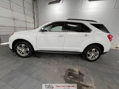 Used 2016 Chevrolet Equinox LTZ w/ Enhanced Convenience Package image 4