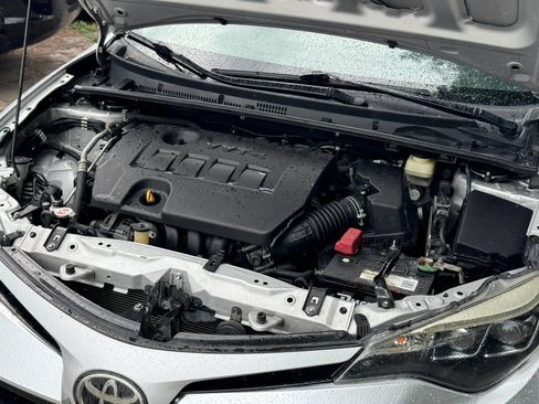 Used 2017 Toyota Corolla SE FWD image 13