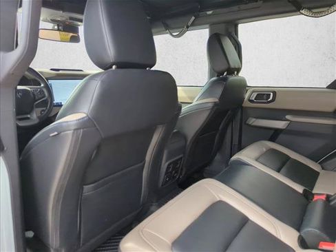 Used 2023 Ford Bronco Wildtrak AWD/4WD image 18