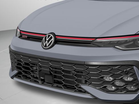 Used 2025 Volkswagen GTI SE FWD image 57