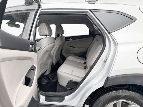 Used 2018 Hyundai Tucson SEL FWD image 13