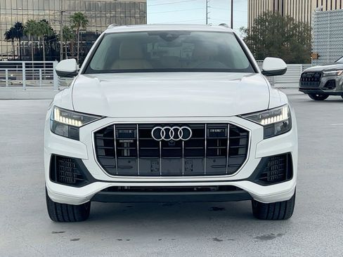 Used 2023 Audi Q8 Premium Plus image 6