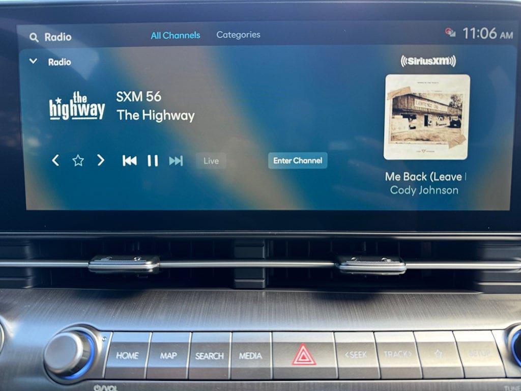 New 2027 Hyundai Kona SEL Sport AWD/4WD image 9
