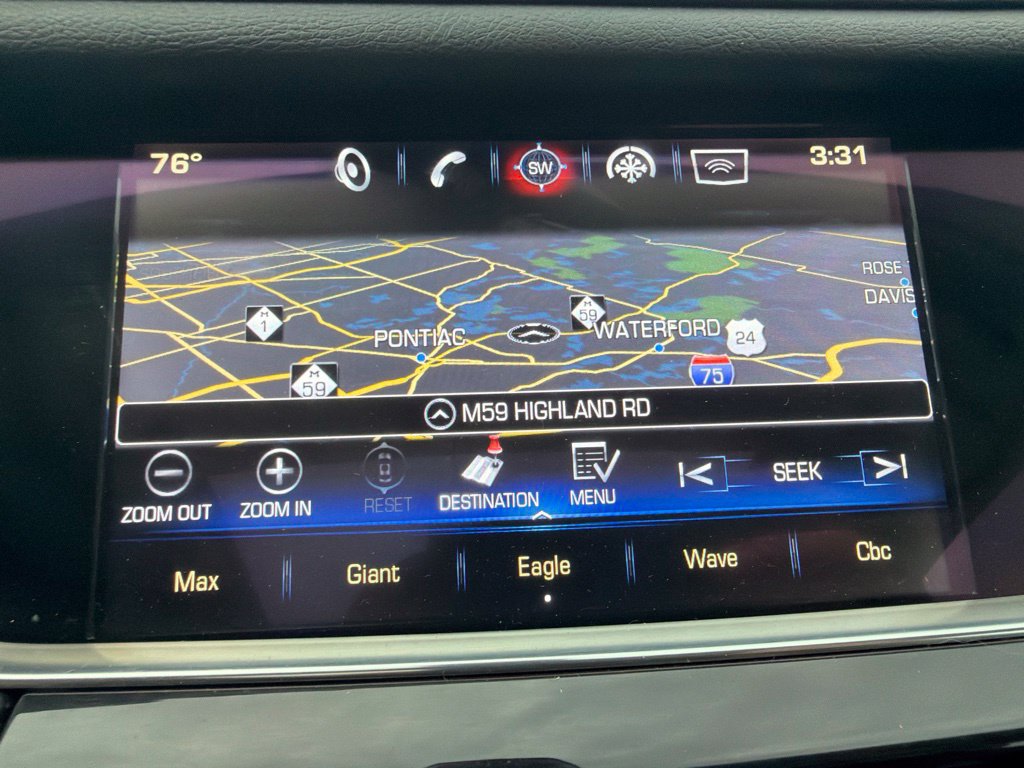Used 2017 Cadillac XT5 Luxury w/ Driver Awareness Package AWD/4WD image 26