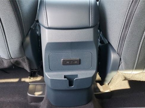 New 2025 Ford Maverick XLT image 36