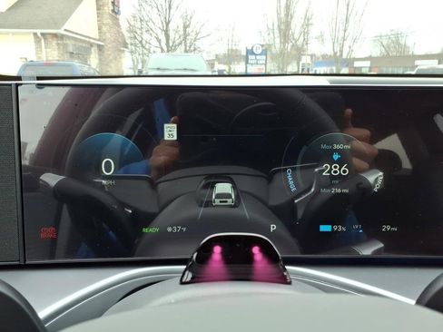 New 2026 Hyundai Ioniq 9 SEL image 14