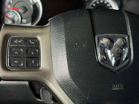 Used 2014 RAM 1500 Laramie RWD image 25