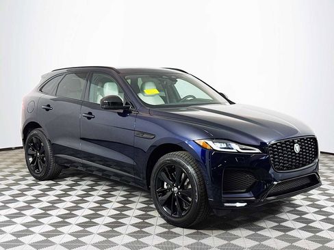 New 2026 Jaguar F-PACE R-Dynamic S image 3