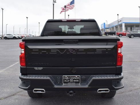 Used 2024 Chevrolet Silverado 1500 Custom Trail Boss w/ LPO, Dark Essentials Package image 6