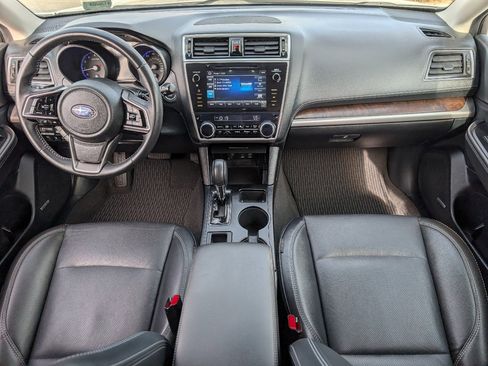 Used 2018 Subaru Outback 3.6R Limited image 4