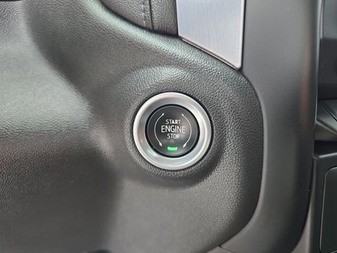 Used 2022 GMC Sierra 1500 SLE image 27