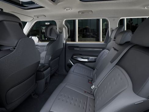 New 2026 Kia EV9 Wind AWD/4WD image 18