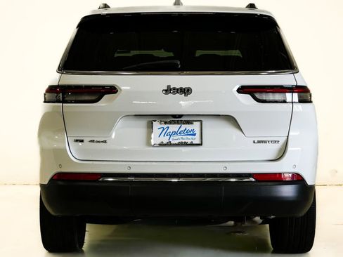 Used 2023 Jeep Grand Cherokee L Limited w/ Trailer Tow Group (B) AWD/4WD image 8