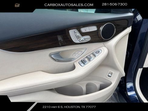 Used 2021 Mercedes-Benz GLC 300 image 12