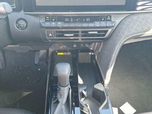 Used 2026 Toyota Camry XLE FWD image 12