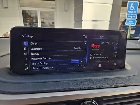 Used 2022 Lexus RX 350L Premium image 37