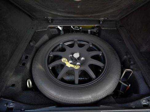 Used 2021 Land Rover Range Rover Sport SVR Carbon Edition image 40