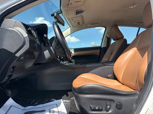 Used 2017 Lexus CT 200h w/ Accessory Package 2 FWD image 14