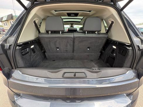 Used 2020 BMW X7 xDrive40i w/ Premium Package AWD/4WD image 29