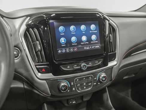 Used 2023 Chevrolet Traverse RS image 22