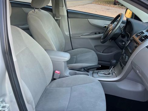 Used 2013 Toyota Corolla LE Special Edition image 13