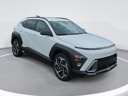 New 2026 Hyundai Kona SEL Premium FWD image 3