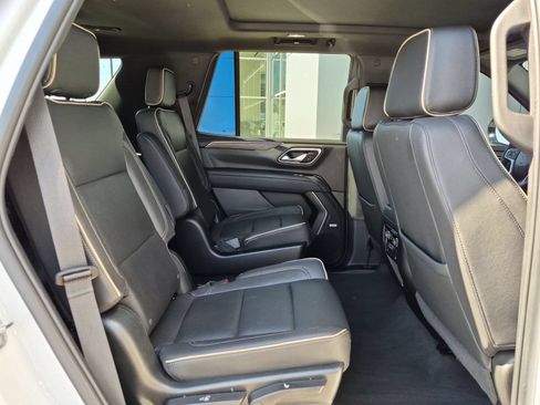 Used 2023 Chevrolet Tahoe Premier AWD/4WD image 26