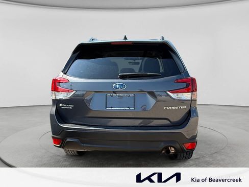 Used 2024 Subaru Forester Premium AWD/4WD image 6
