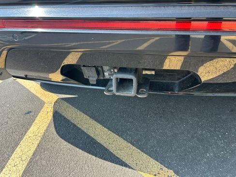 Used 2022 Volkswagen Atlas Cross Sport SEL Premium R-Line image 10