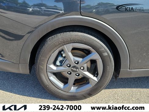 Certified 2025 Kia K4 FWD image 9