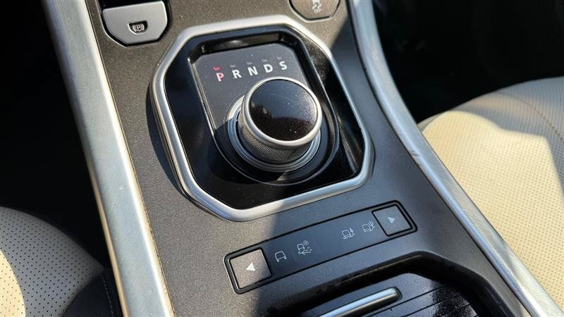 Used 2016 Land Rover Range Rover Evoque SE AWD/4WD image 39