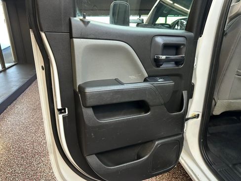 Used 2016 Chevrolet Silverado 2500 W/T AWD/4WD image 16