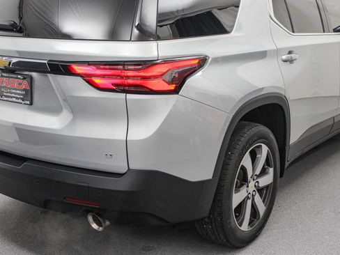 Used 2022 Chevrolet Traverse LT w/ LT Premium Package AWD/4WD image 11