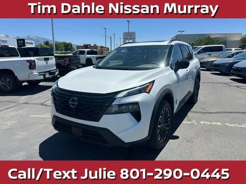 Used 2026 Nissan Rogue Dark Armor AWD/4WD image 5