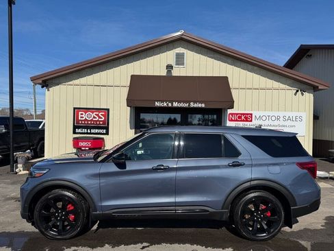 Used 2021 Ford Explorer ST w/ ST Street Pack AWD/4WD image 2