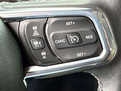Used 2023 Jeep Wrangler Unlimited Rubicon 4xe w/ Safety Group AWD/4WD image 15