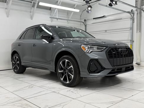 Used 2025 Audi Q3 2.0T Premium Plus AWD/4WD image 10