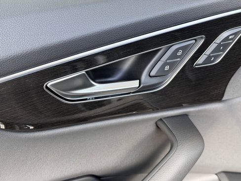 New 2026 Audi Q7 2.0T Premium image 24