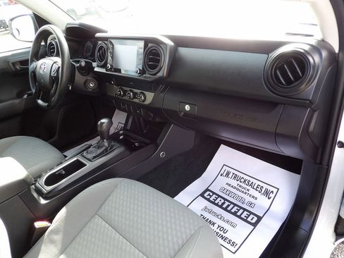 Used 2021 Toyota Tacoma SR5 image 35