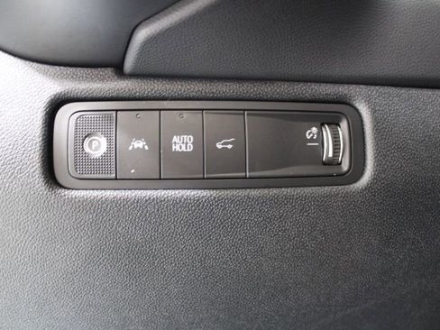 New 2026 Chevrolet Equinox EV RS image 34