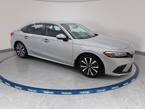 Used 2023 Honda Civic EX image 5