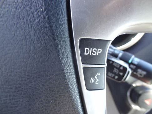 Used 2013 Toyota Highlander Limited AWD/4WD image 14