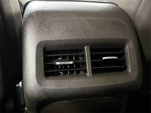 Used 2020 Chevrolet Equinox LS w/ LS Convenience Package image 26