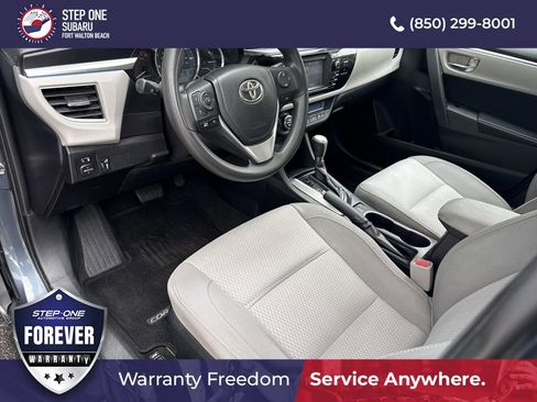 Used 2015 Toyota Corolla LE image 11