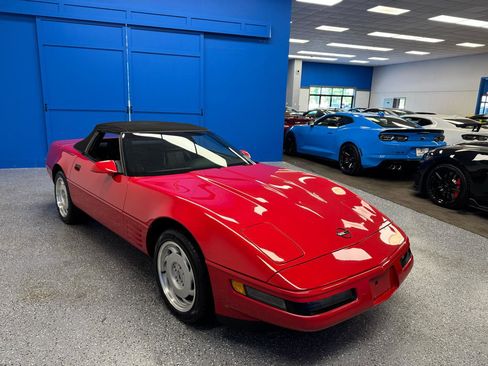 Used 1992 Chevrolet Corvette Convertible RWD image 22