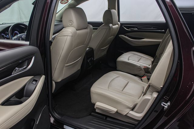 Certified 2018 Buick Enclave Essence FWD image 19