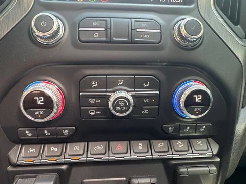 Used 2019 GMC Sierra 1500 Denali w/ Denali Ultimate Package AWD/4WD image 18